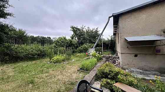 Продаж Будинок 5-кімнатний на вул. Спокійна Львів