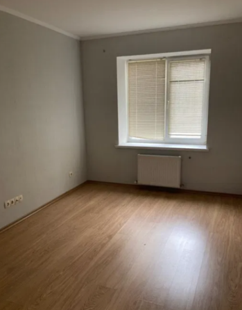 Трехкомнатная квартира на улице Пишоновской Odessa