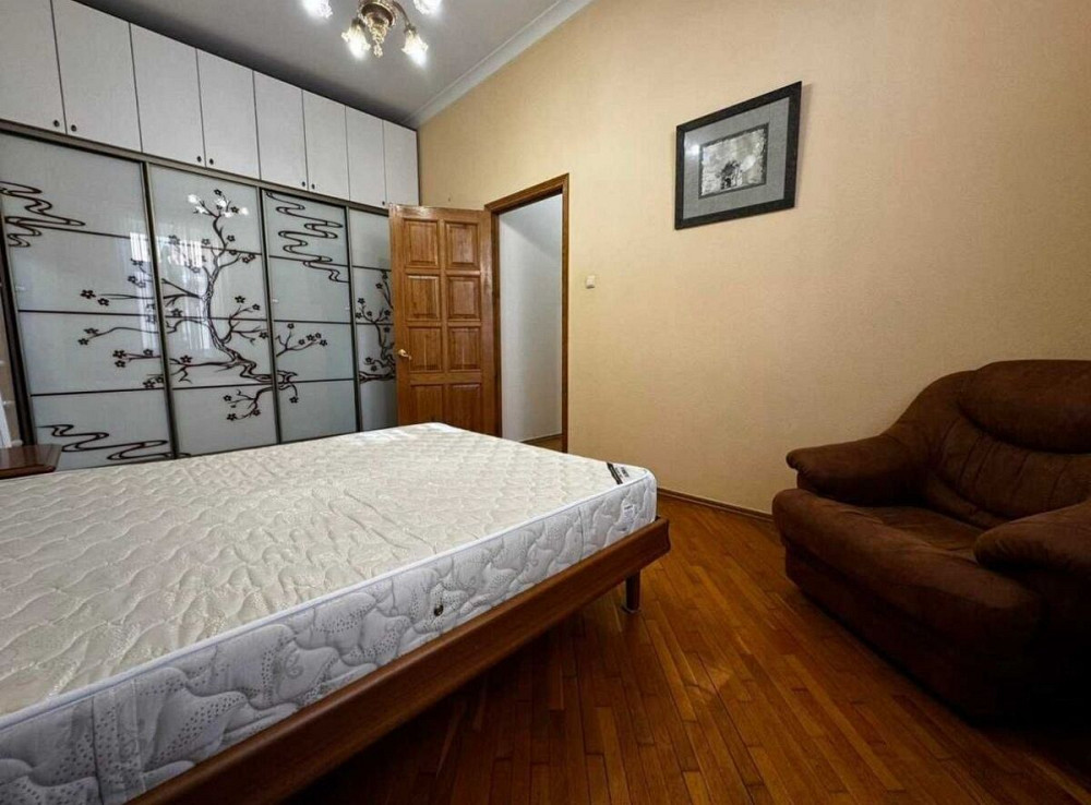 Оренда Квартира 2-кімнатна, 4/4 поверх на Жилянська, 34 Київ - фото 1