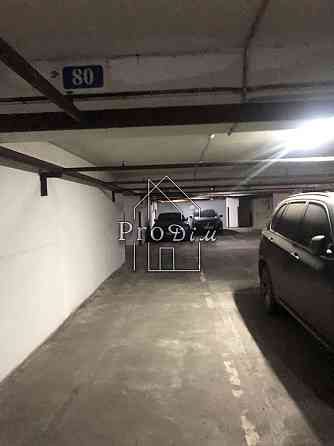 Оренда Гараж/паркомісце на Антоновича вул., 72 Kiev