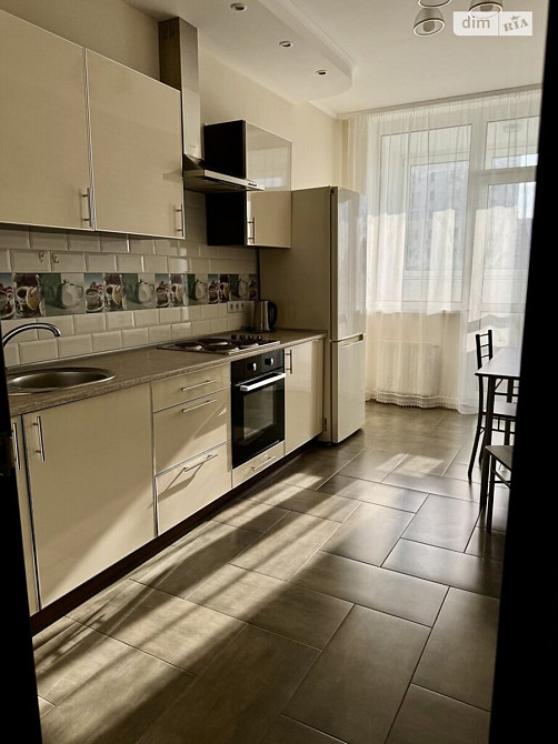 Оренда Квартира 1-кімнатна, 12/25 поверх на Драгоманова, 2б Київ - фото 2