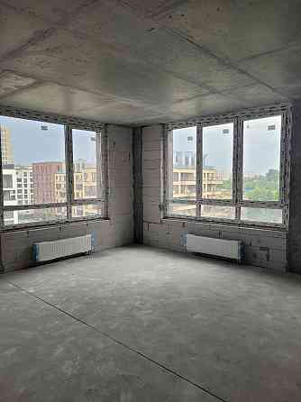 Продаж 3к Квартира 124.6 кв.м Салютна вул. Kiev