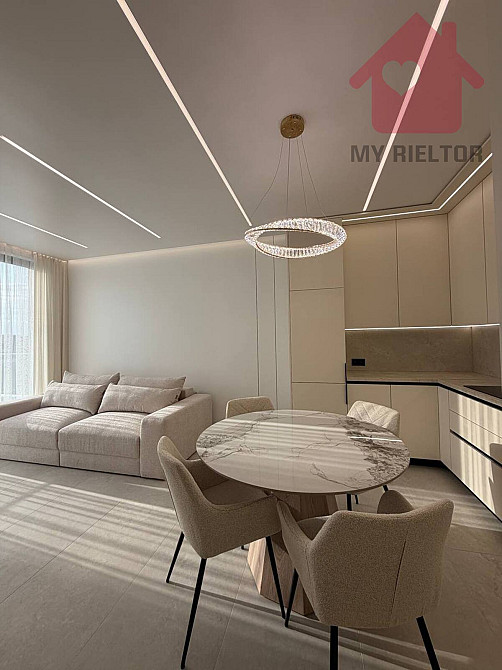 Продаж Квартира 2-кімнатна, 9/9 поверх на Легоцького Ужгород - фото 1