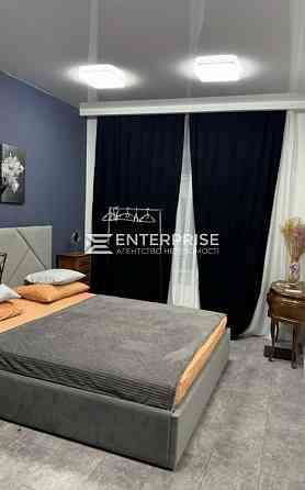 Продаж Квартира 2-кімнатна, 2/25 поверх на вул. Євгенія Сверстюка Kiev