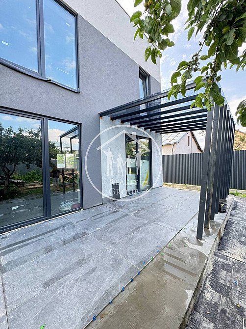 Продаж 2-поверховий Будинок з ділянкою 5.2 сот 185 кв.м  на Арктична Briukhovychi (Peremyshlianskyi raion) - photo 3