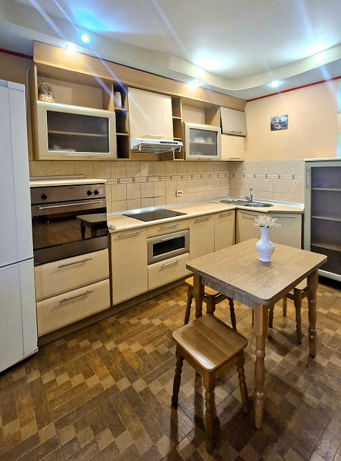 Продаж Квартира 4-кімнатна, 15/17 поверх на Харьковское шоссе вул., д. 56 Київ - фото 3