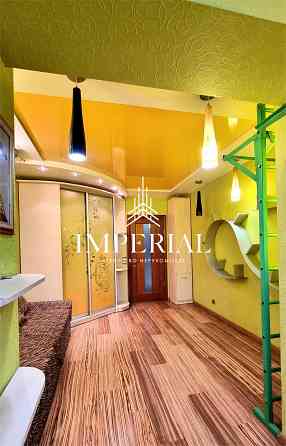 Продаж 4к Квартира 89.7 кв.м Руденко Лариси вул. Kiev