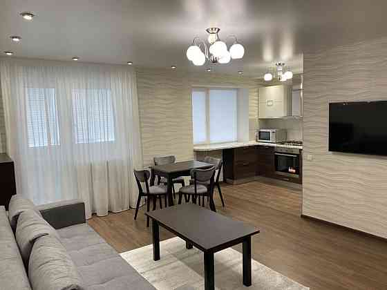 Оренда Квартира 3-кімнатна, 9/9 поверх на ул. Рыбальская, 7 Киев