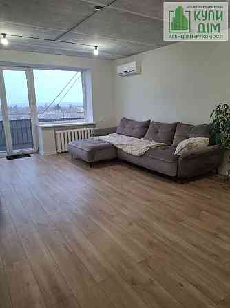 Продаж Квартира 3-кімнатна, 9/9 поверх на Яновського 77, 77 Кропивницький