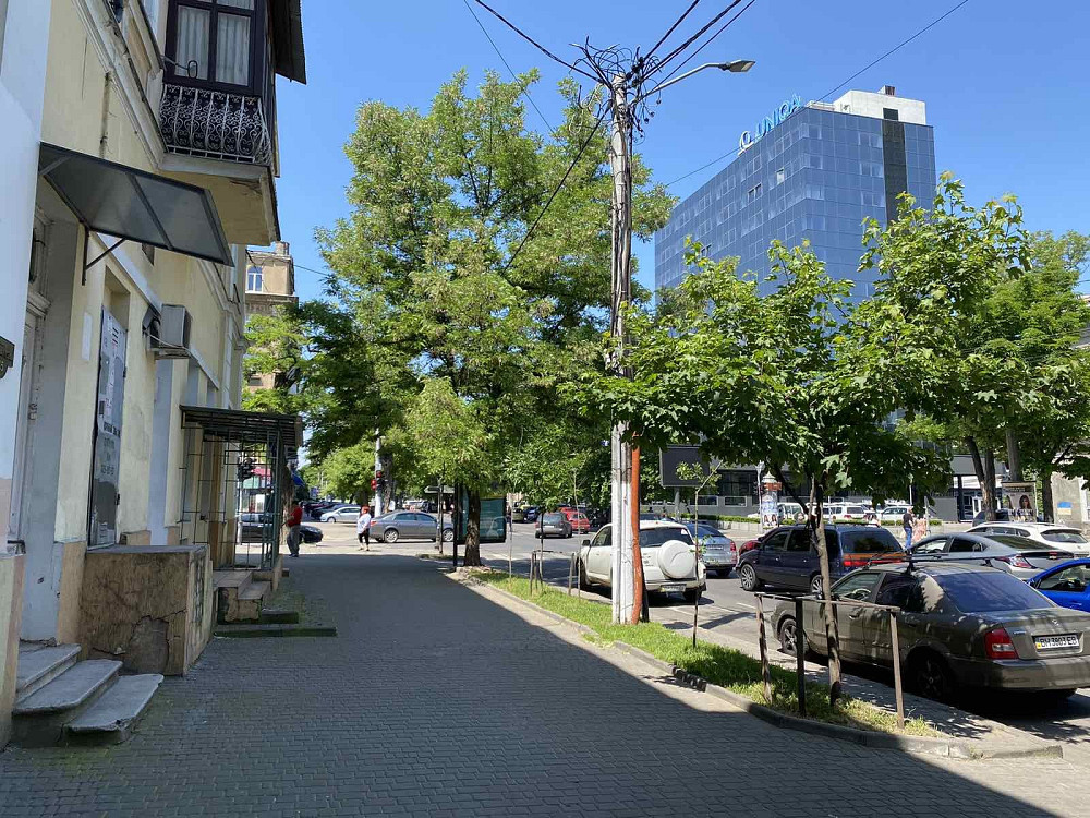 Оренда торгове приміщення на Большая Арнаутская ул. поверх - 1/3 Одесса - изображение 1