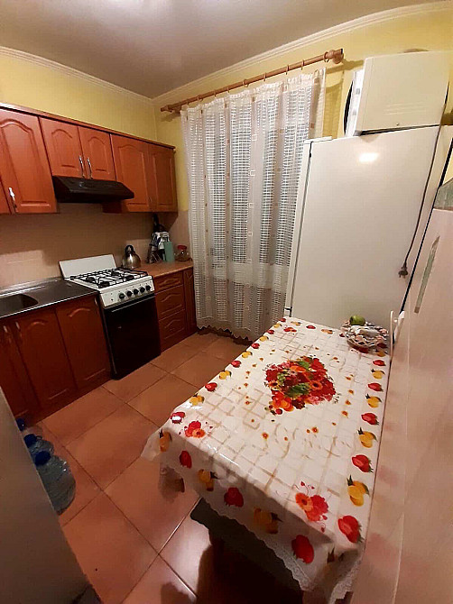 Продаж Квартира 2-кімнатна, 5/5 поверх на Коновальця Є. вул., 144а Ивано-Франковск - изображение 2