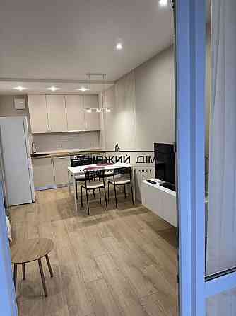 Оренда Квартира 1-кімнатна, 17/25 поверх на вул. Всеволода Змієнка Kiev