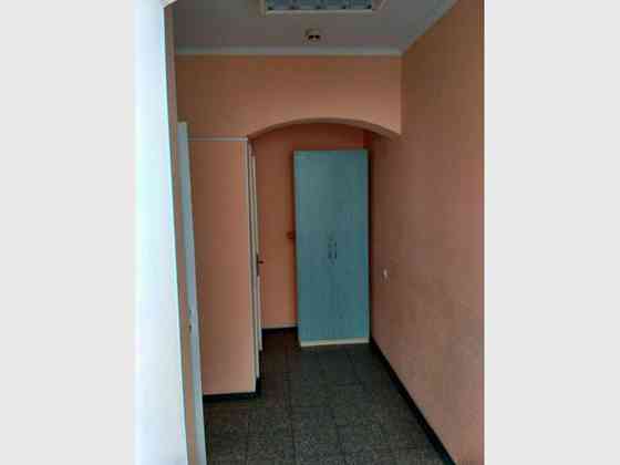 Продаж офісне приміщення на вул. Смілянська, 23 приміщень - 1, поверх - 2/9 Черкаси