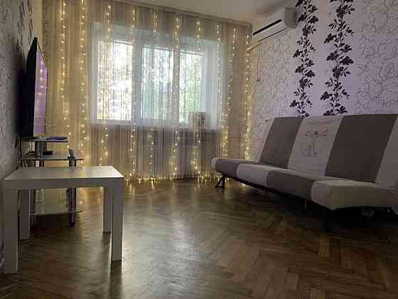 Оренда Квартира 2-кімнатна, 1/5 поверх на ул. Елены Телиги Киев