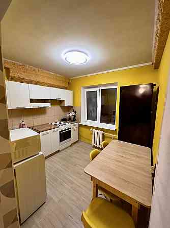 Оренда Квартира 3-кімнатна, 9/9 поверх на пр. Голосіївський Kiev