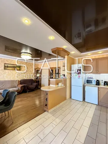 Продаж 3к Квартира 102.3 кв.м Соборності вулиця 40Д Полтава - фото 1