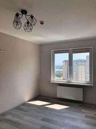 Оренда Квартира 1-кімнатна, 21/25 поверх на ул. Софии Русовой Киев