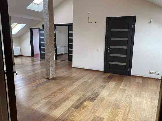 Продаж Квартира 5-кімнатна, 5/6 поверх на Олександра Кониського вул., д. 74 Київ