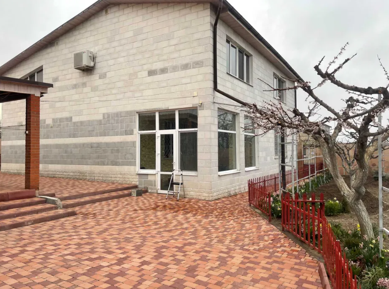 Продам 2-х поверховий будинок в с.Олександрівка (Лиманський р-н, 5 км від Одеси) Dobrooleksandrivka - photo 1