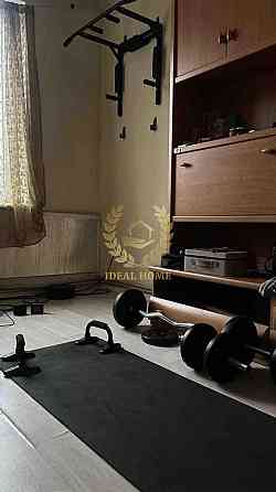 Продаж Квартира 2-кімнатна, 2/2 поверх на Большая Окружная дорога, 1 Kiev