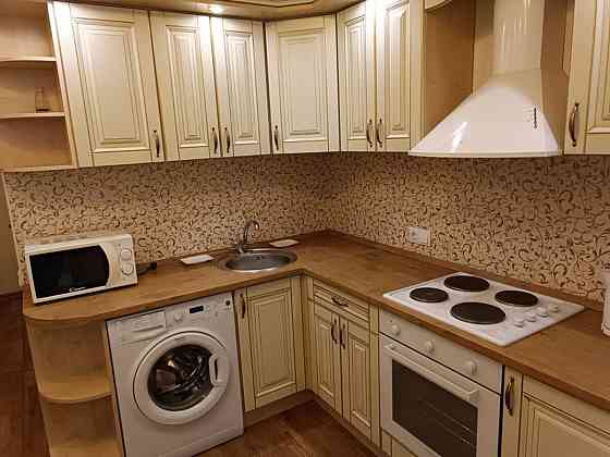 Оренда Квартира 1-кімнатна, 7/25 поверх на вул. Сімї Кульженків, 35 Київ