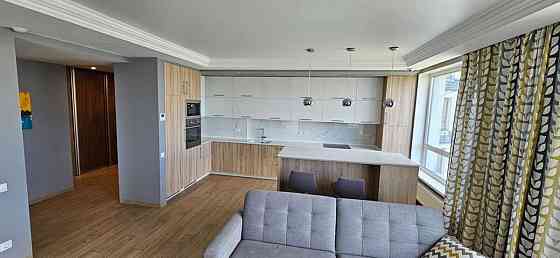 Продаж Квартира 3-кімнатна, 22/25 поверх на Зарічна, 1 Київ