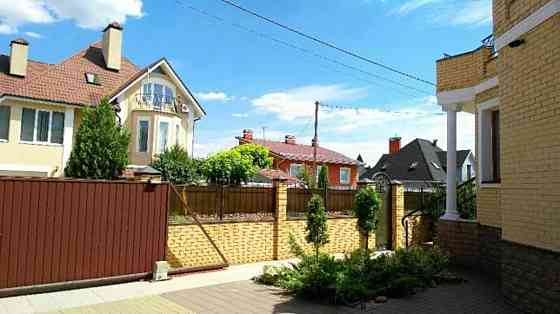 Продаж 3-поверховий Будинок  470 кв.м  на Яблунева Гора