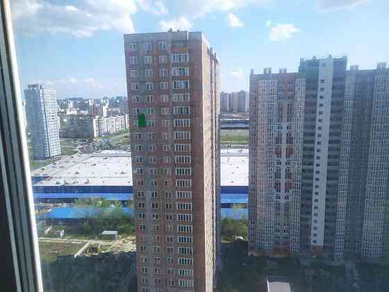 Продаж Квартира 1-кімнатна, 23/25 поверх на Гмирі, 10/40 Київ