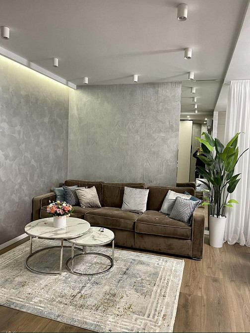 Продам 3х кімн квартиру на Жаботинського Одеса - фото 1