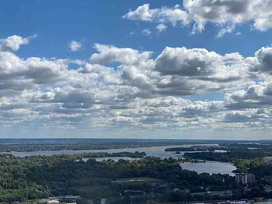 Продаж Квартира 3-кімнатна, 23/25 поверх на Моторний пров., 11б Kiev