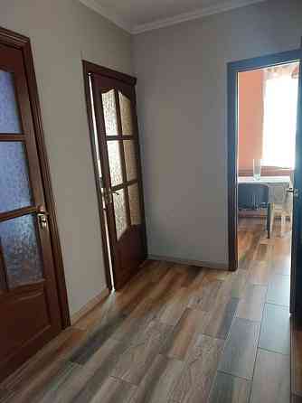 Оренда Квартира 1-кімнатна, 18/18 поверх на Уборевича, 29/22 Киев