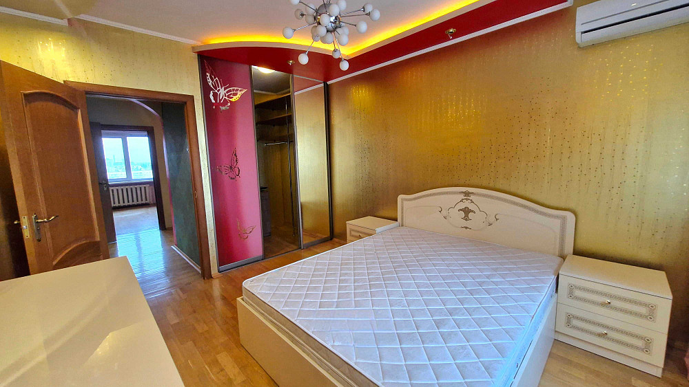 Продаж Квартира 4-кімнатна, 15/17 поверх на Харьковское шоссе вул., д. 56 Київ - фото 5