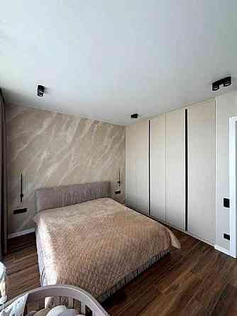 Продаж Квартира 3-кімнатна, 12/26 поверх на Пимоненка Миколи вул., д. 19 Київ