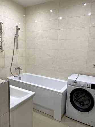 Продаж Квартира 3-кімнатна, 4/17 поверх на Харченка, 47Б Київ