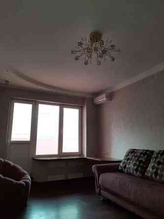 Оренда Квартира 1-кімнатна на Харьковское шоссе, 146 Kiev