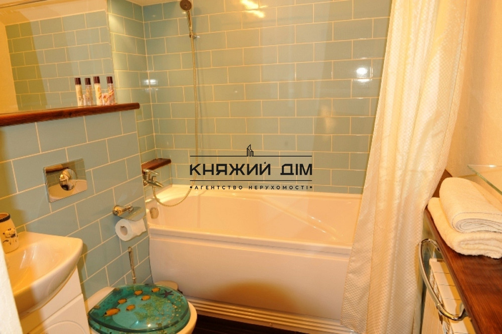 ЕСТЬ ГЕНЕРАТОР!!! Шикарный Дом в с. Святопетровское. Код объекта № 135640  - фото 14