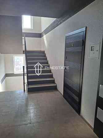 Продаж Квартира 3-кімнатна, 4/4 поверх на вул. Кибальчича Миколи Київ