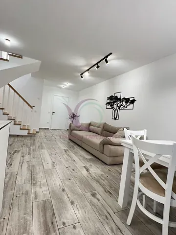 Продаж 4-поверховий   230 кв.м 6 кімн. на Румунська вулиця 30Г Чернівці - фото 12