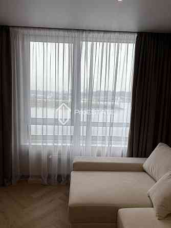 Продаж Квартира 2-кімнатна, 15/25 поверх на вул. Дніпровська набережна Киев