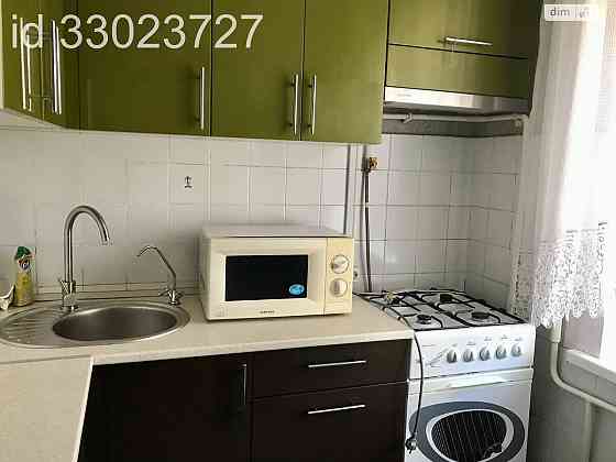 Оренда Квартира 1-кімнатна, 5/5 поверх на вул. Мрії, 7б Київ