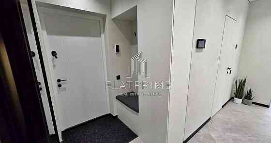 Продаж Квартира 2-кімнатна, 14/25 поверх на Дніпровська наб. вул., д. 18-А Киев