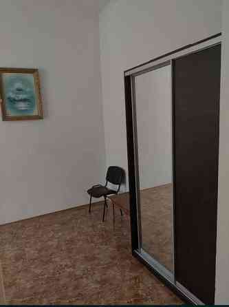 Оренда Квартира 1-кімнатна, 1/5 поверх на ул. Багговутовская Киев