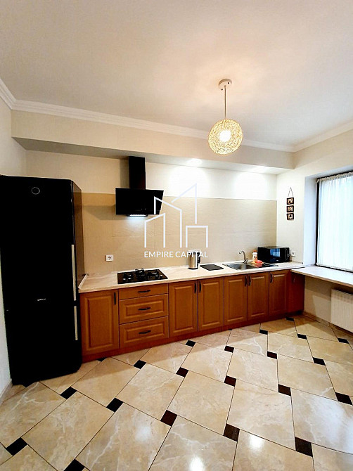 Продаж 3-поверховий Будинок з ділянкою 4 сот 248 кв.м 6 кімн. на Купальська вул. Львов - изображение 4