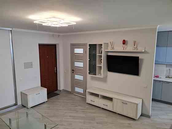 Оренда Квартира 2-кімнатна, 23/25 поверх на Приміська, 26 Kiev