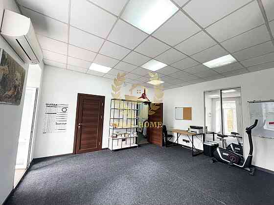 Продаж Квартира 2-кімнатна на Федорова Ивана ул., 10 Київ