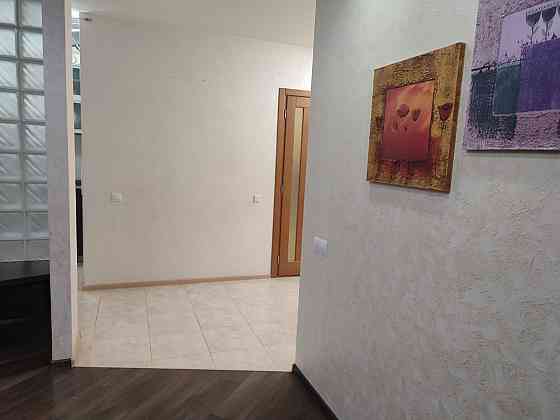 Продам красивую просторную квартиру с прекрасным  панорамным видом на Лиман Нерубайське