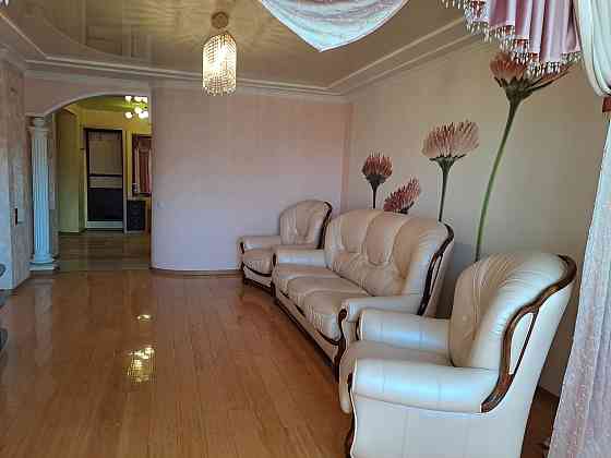 Оренда Квартира 5-кімнатна, 6/6 поверх на Репіна вул., 18 Тернопіль