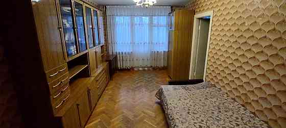 Продаж Квартира 3-кімнатна, 4/5 поверх на Мрії вул. (Академіка Туполєва) вул., д. 15-Б Киев