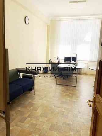 Продажа 3 комнатной квартиры пл. Льва Толстого. Код Объекта: № 21131913 Киев