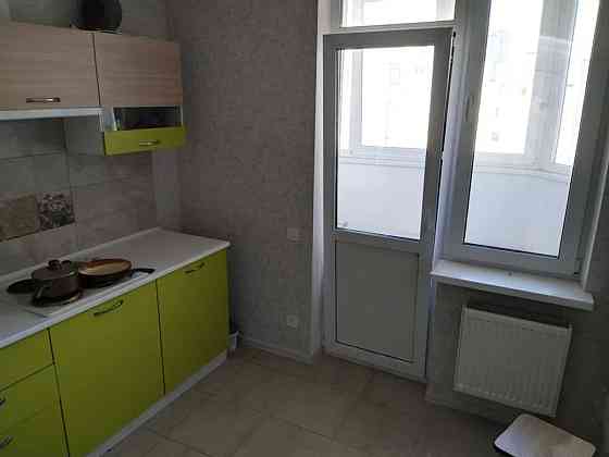 Оренда Квартира 1-кімнатна, 15/25 поверх на Сиваська, 122 Киев